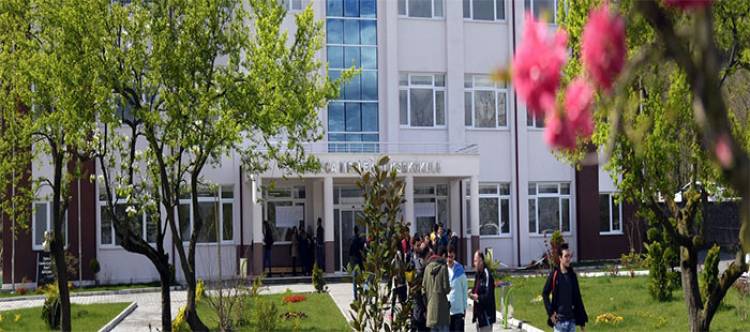 Sapanca MYO Kütüphanesi